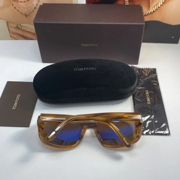 Tom Ford Duke Tf754 Soft Squared Acetate Shape Enriched  display picture 1